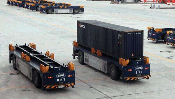 Automated Guided Vehicle at Yangshan Port
