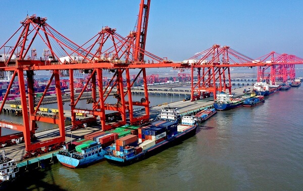 Freighter in Suzhou Port