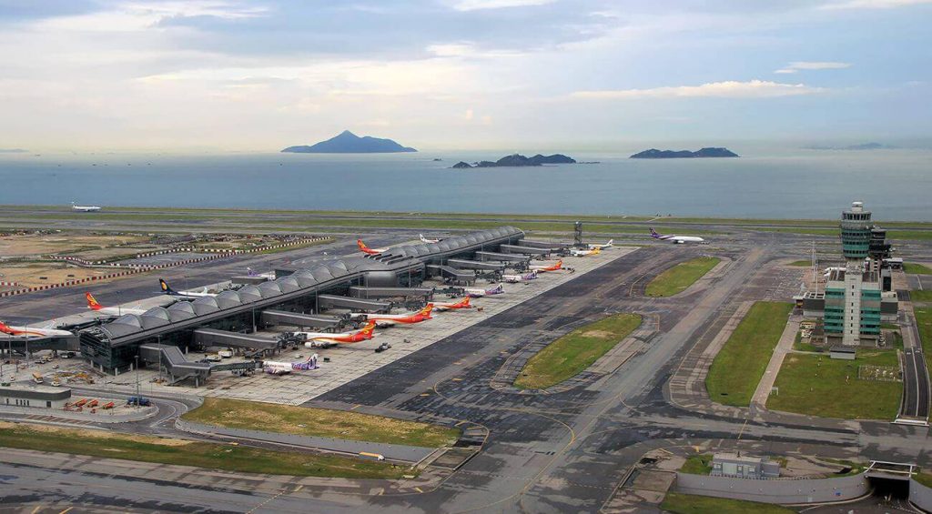 HK Airport Midfield Concourse