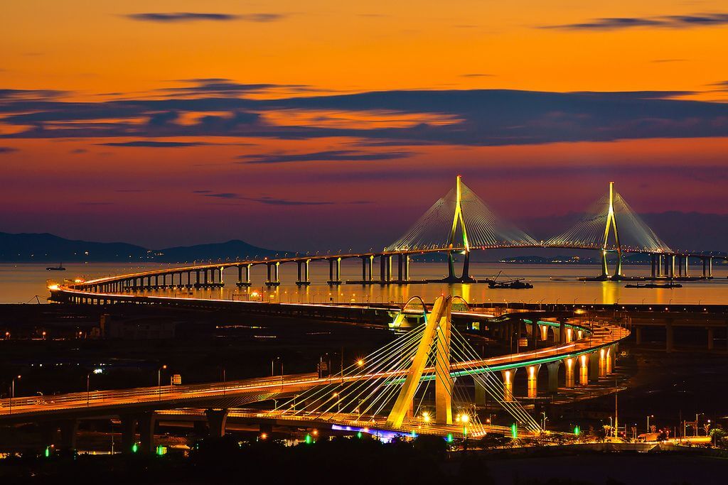 Incheon Bridge at dusk