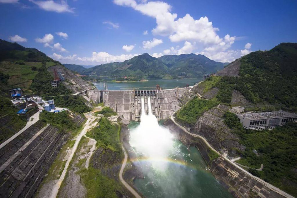 Longtan Dam is releasing water