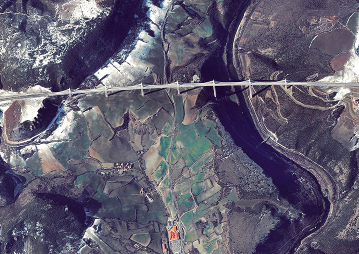 Millau Viaduct satellite image