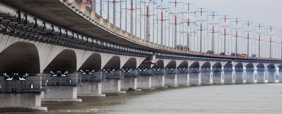 Natural gas pipelines and high-voltage electric poles on Bangabandhu Bridge