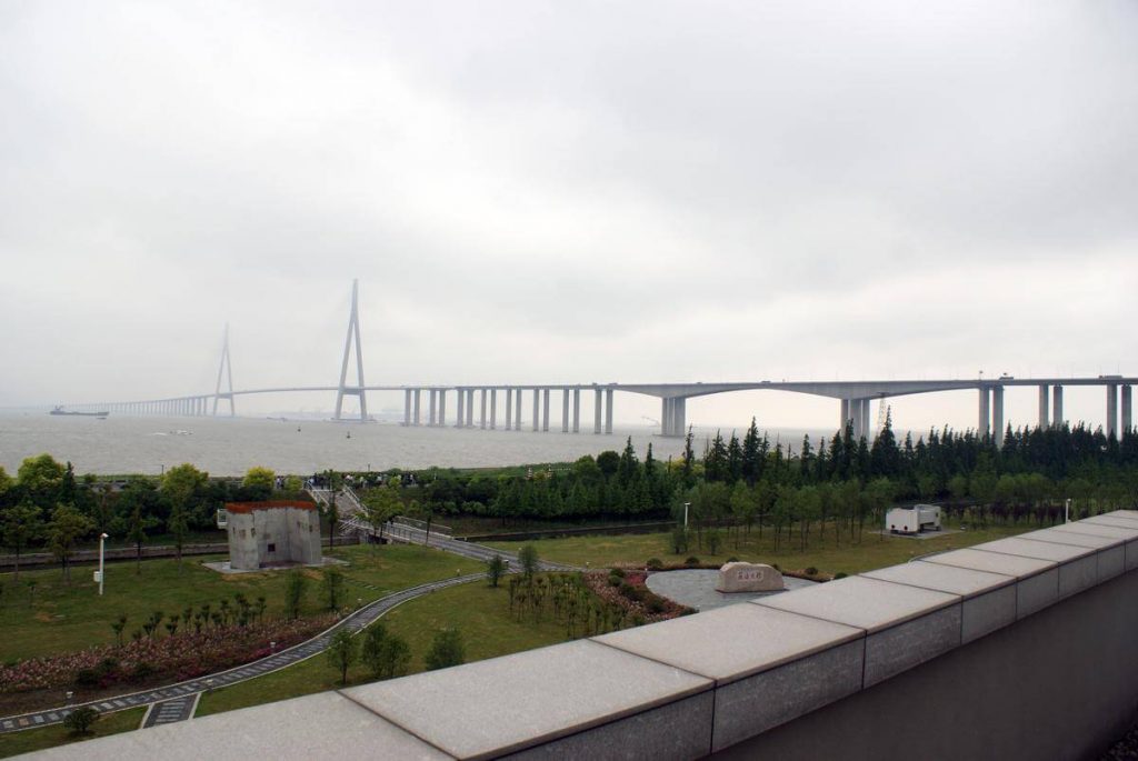 Overview of Sutong Yangtze River Bridge