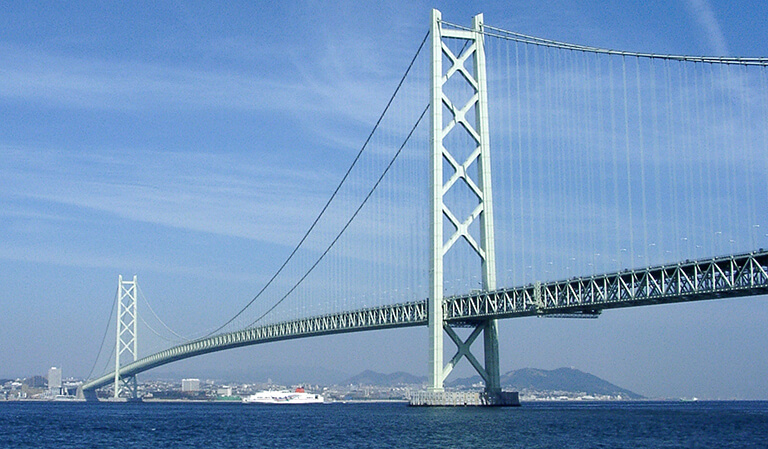 Pearl Bridge