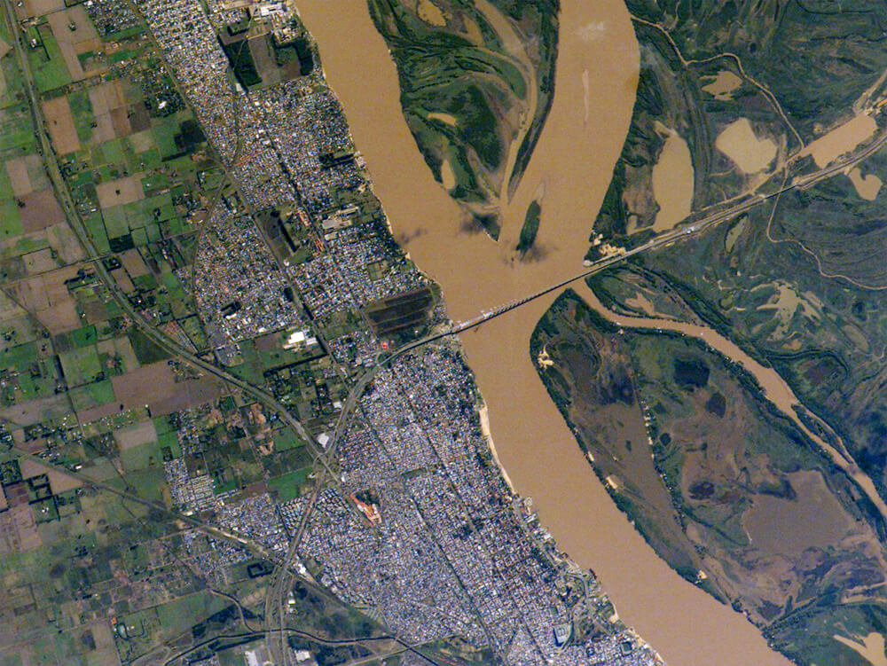 Rosario-Victoria Bridge Satellite imagery