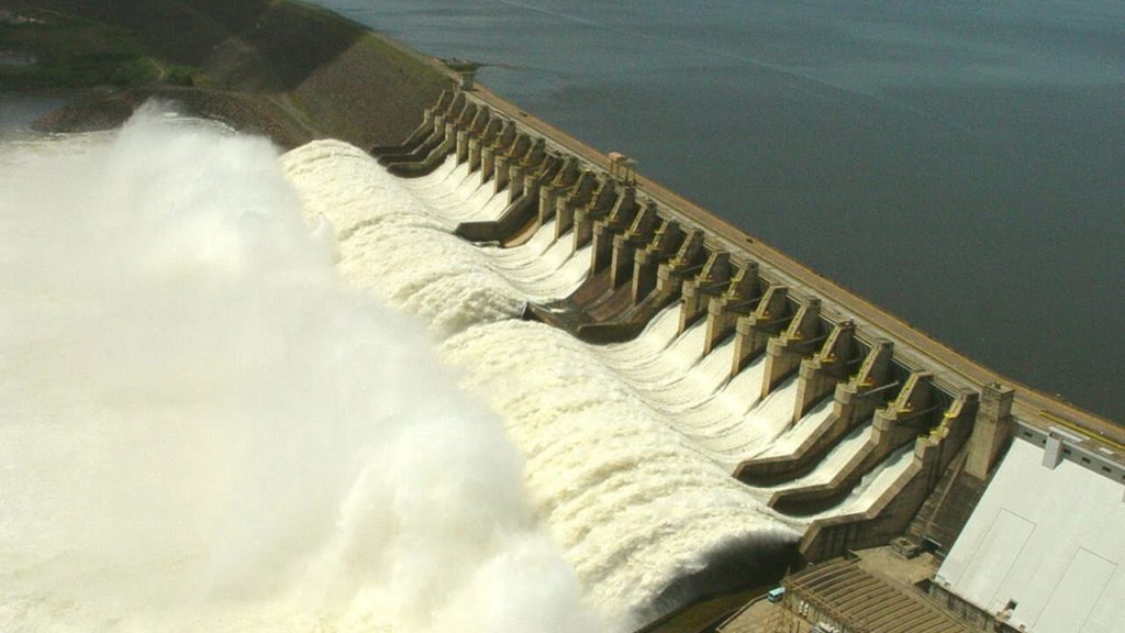 Tucuruí Dam is draining